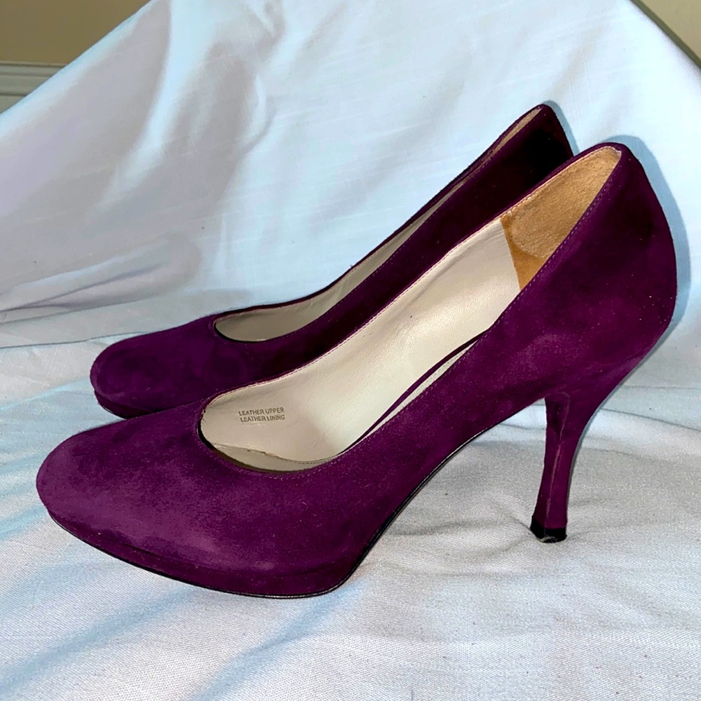 Via Spiga Dark Plum Suede 7.5
